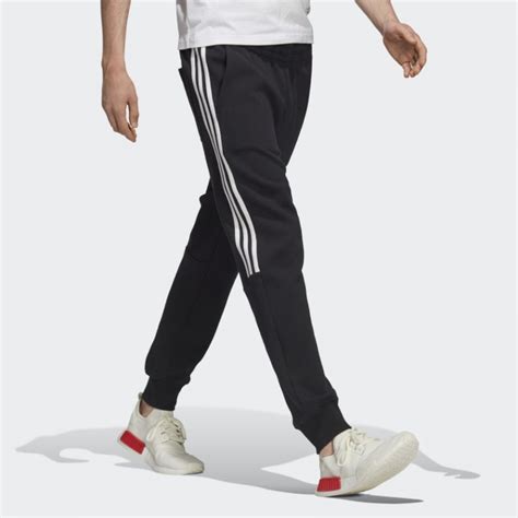 adidas nmd sort|adidas nmd sweatpants.